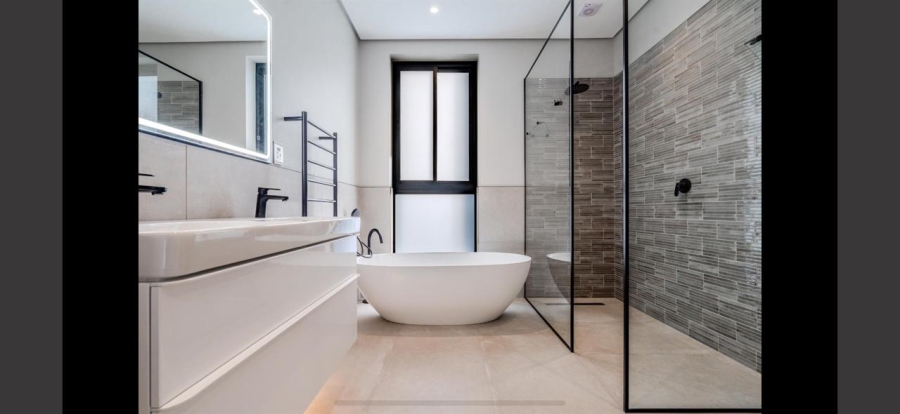 4 Bedroom Property for Sale in Pearl Valley at Val de Vie Western Cape